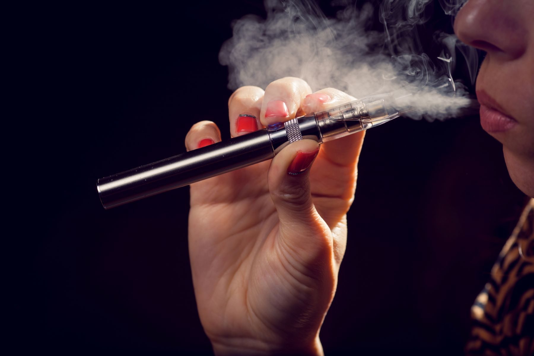 Most young people exposed to vaping ads despite restrictions