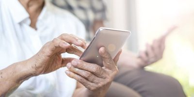 elderly-people-and-technology