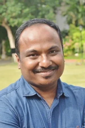 Dr Praveen